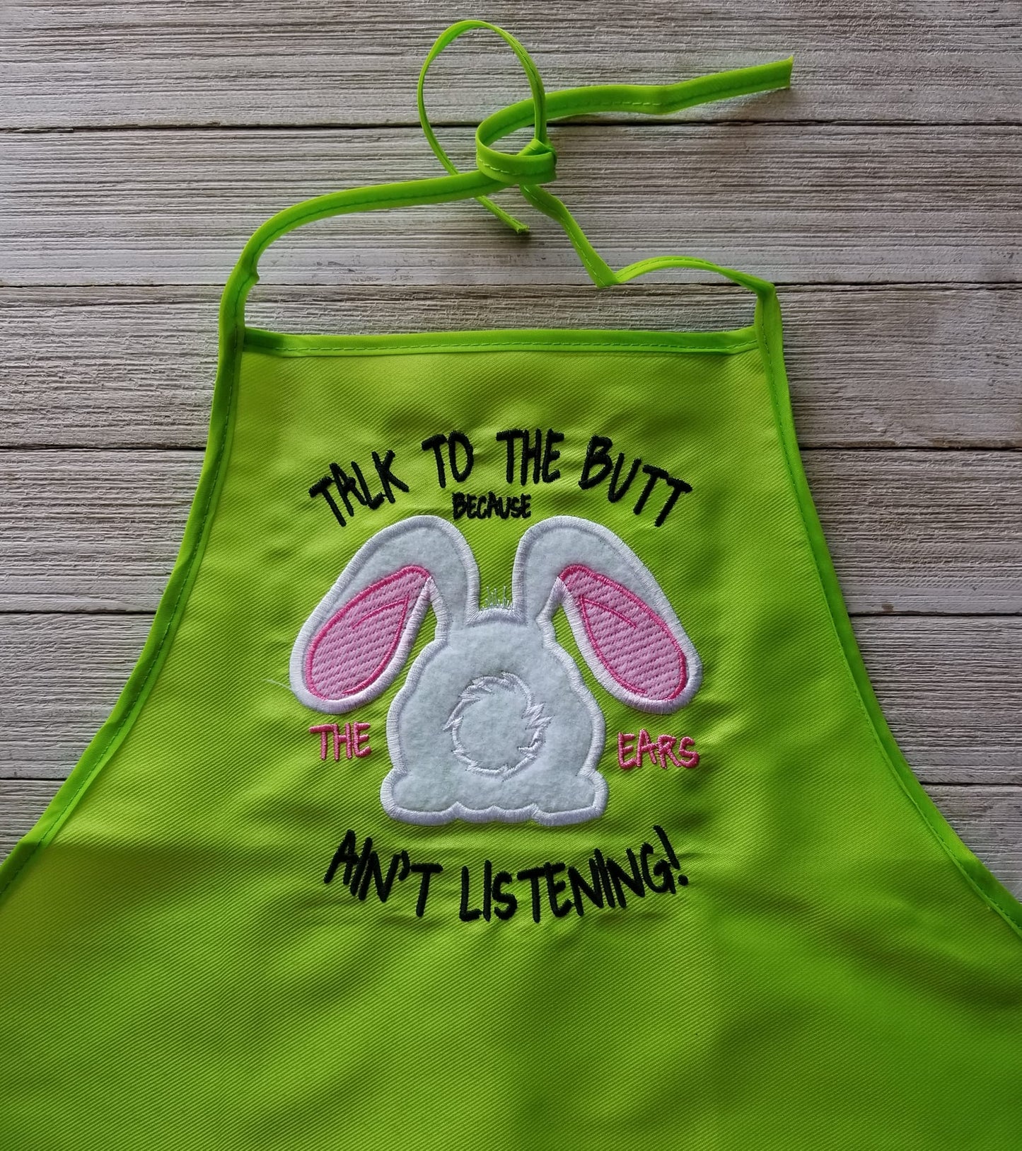 Talk to the Bunny Butt Applique