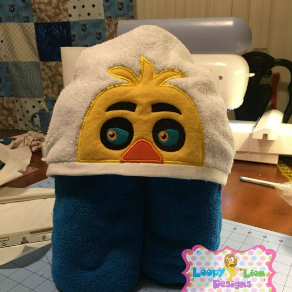 Chica ITH Towel Peeker