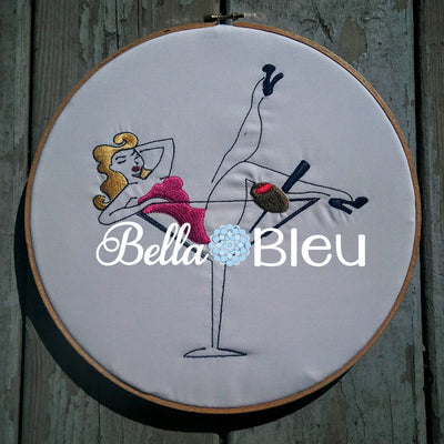 Blanket Stitch Wine Glass Applique - 5 Sizes - Products - SWAK Embroidery