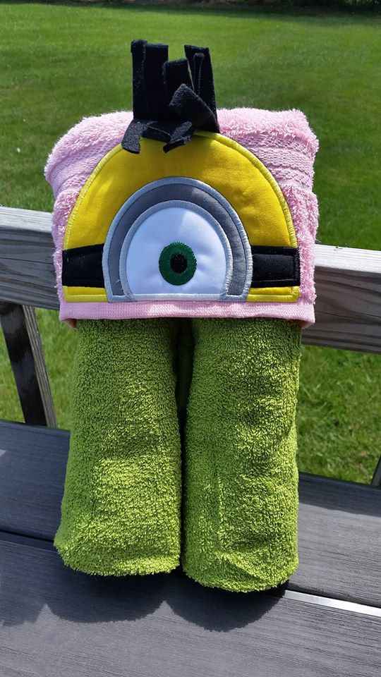 Minion towel best sale