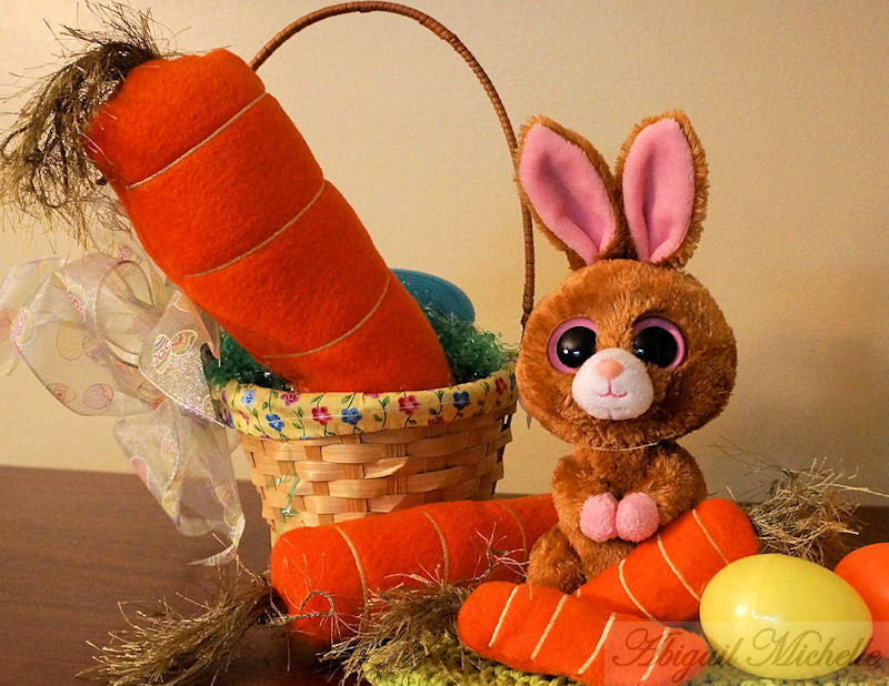 Carrot Cuddly ITH Stuffie or dog toy