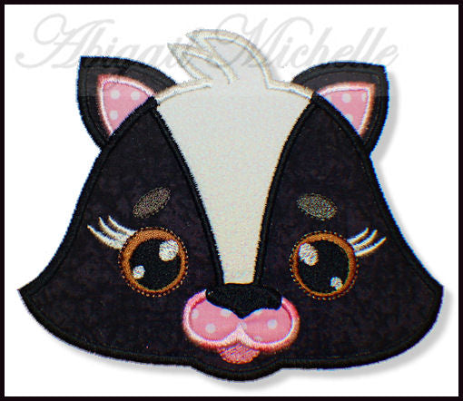 Skunk Applique - 3 Sizes!